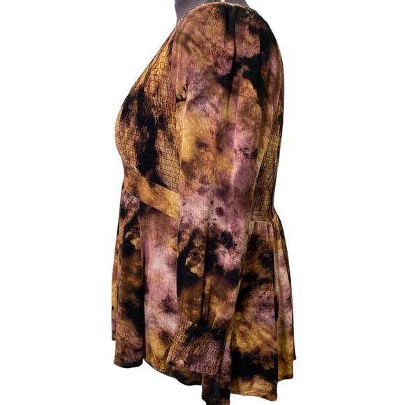 Torrid Women size 2 (2X) V Neck Baby-doll Top Crinkle Gauze Tie Dye Purple Tan - Picture 5 of 11